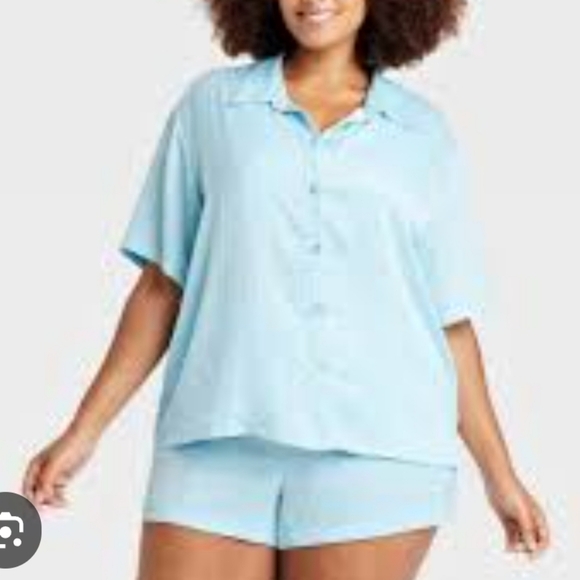 ❤️10/$40 New Light Blue Women's Sleepwear Set Shorts And Top - Picture 1 of 4